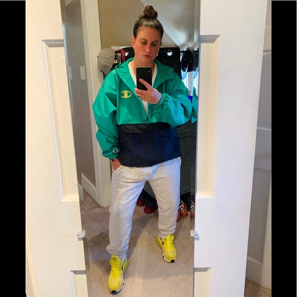 Meet your Posher, Lisa - Picture 1 of 1